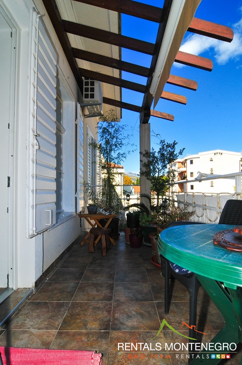 Spacious terrace in two bedroom apartment